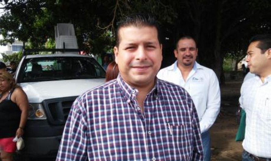 Tres escuelas bajo el agua por inundaciones