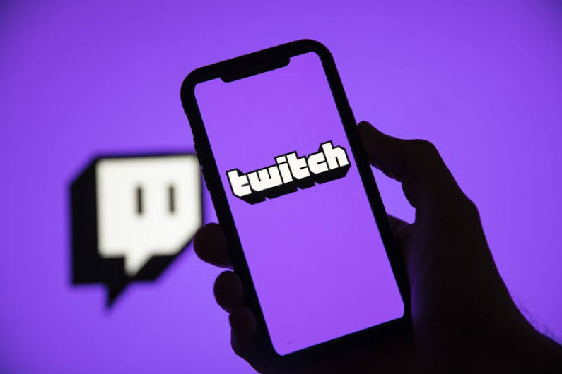 Bloqueará Twitch a usuarios que divulguen ‘fake news’ con frecuencia