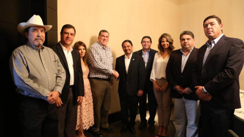 Se reúne Andres zorrilla con Mayor de Hidalgo, Texas 