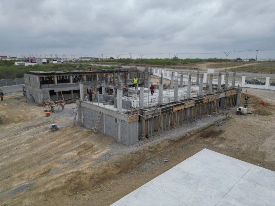 Avanza construcción de preparatoria al sur de Nuevo Laredo