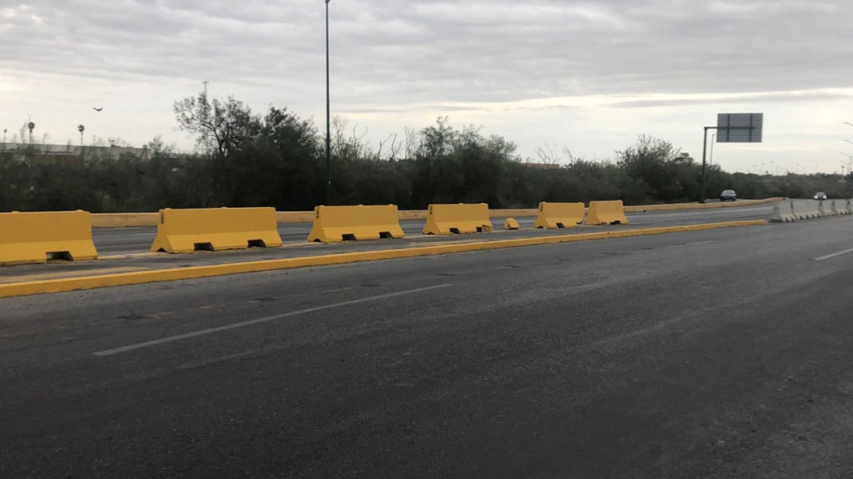 Se registran pocas filas para cruzar a Laredo, Texas en el Día de Acción de Gracias