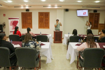 Encabeza Alcaldesa capacitación en perspectiva de género 