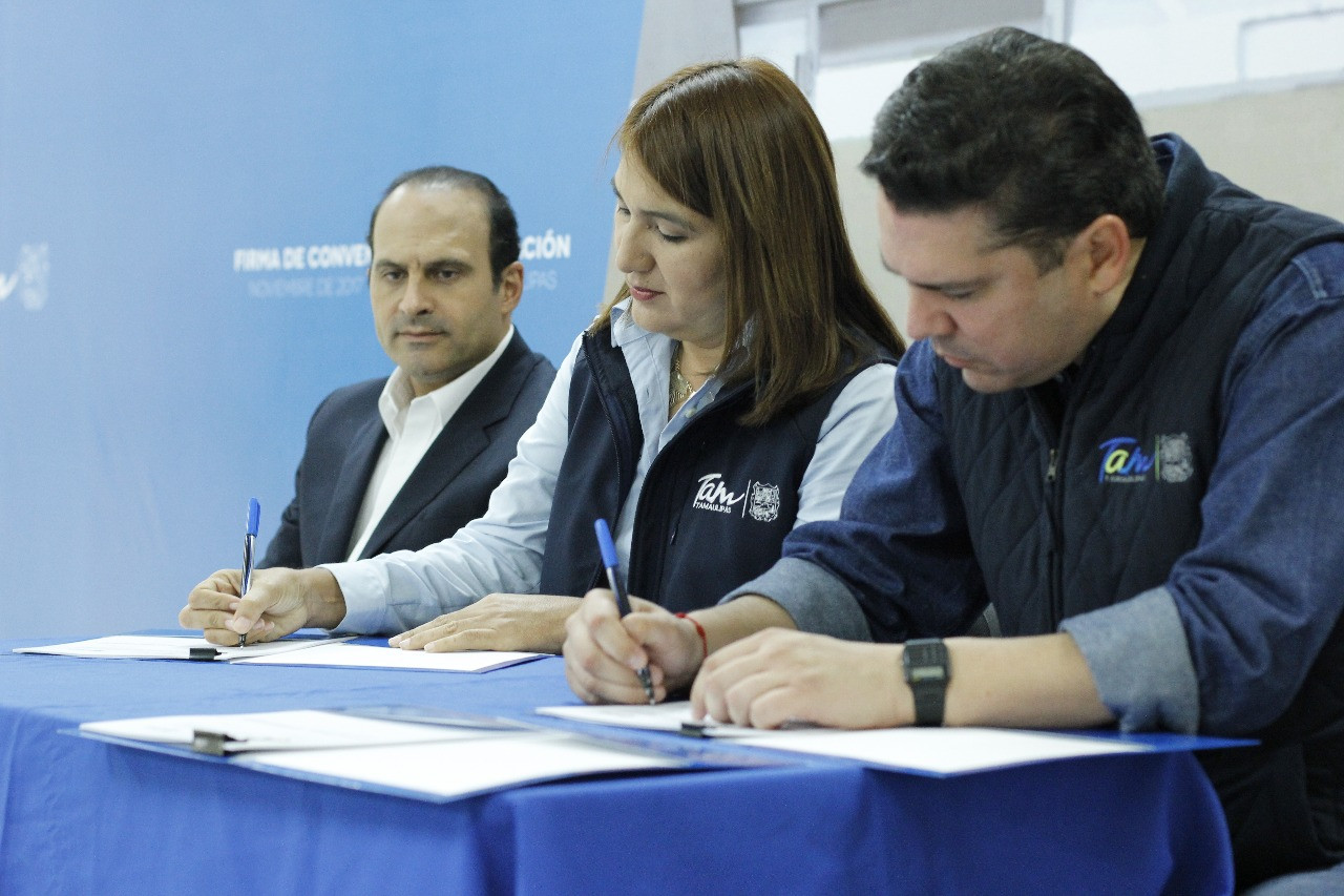 Firman Convenio de Colaboración para egresados del ITACE