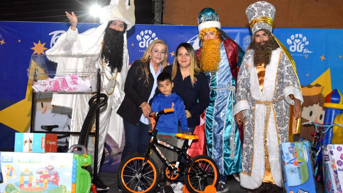 Gobierno de Altamira y Sistema DIF celebran Día de Reyes con magnos festivales