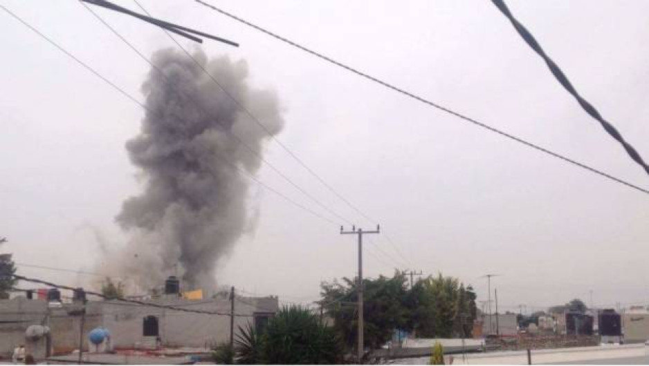 Deja un muerto explosión de polvorín en Zumpango