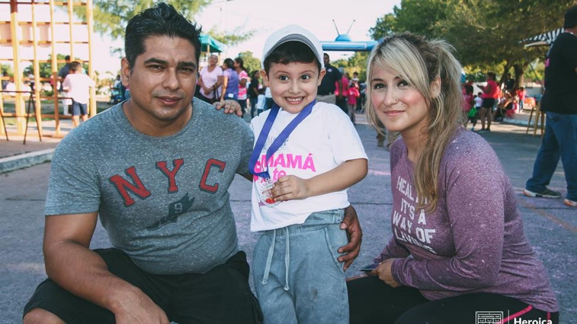 Realizan carrera “Corriendo por mamás sanas”