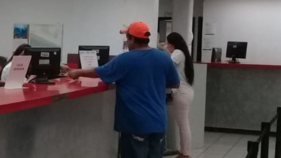 Invita COMAPA ponerse al corriente en pago de sus recibos