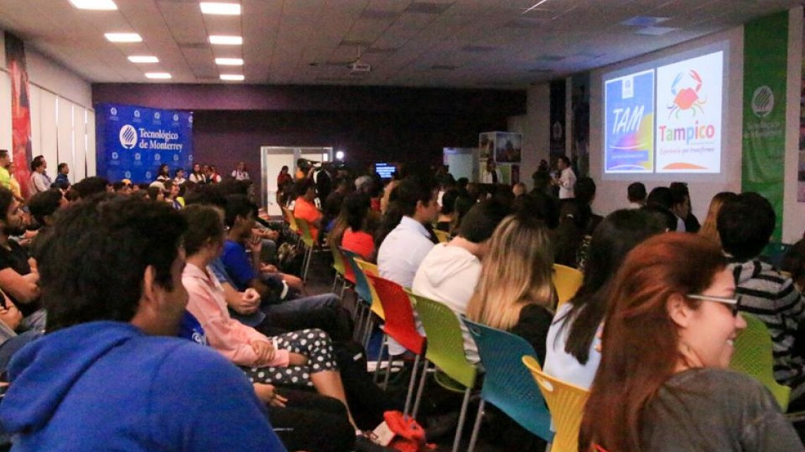 Asiste alcaldesa a evento Reto TAM 2017