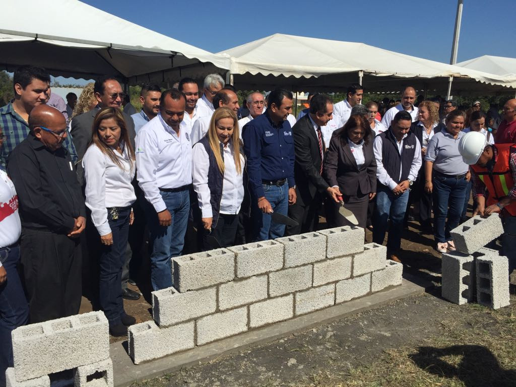 Se pone en marcha la construcción del Cecati número 200