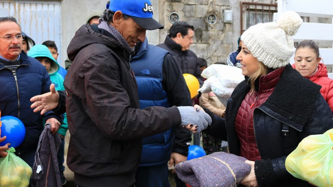 Entrega Ayuntamiento y DIF Victoria apoyo a familias