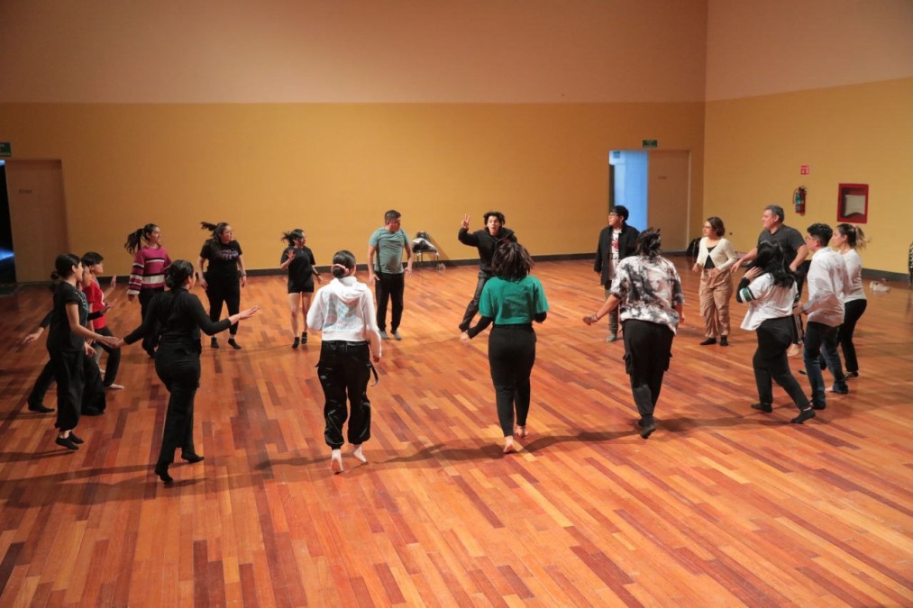 Brinda Gobierno de Municipio clases de danza gratuita a jóvenes neolaredenses