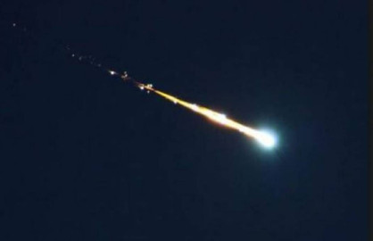 Sorprende en China bola de fuego en el cielo