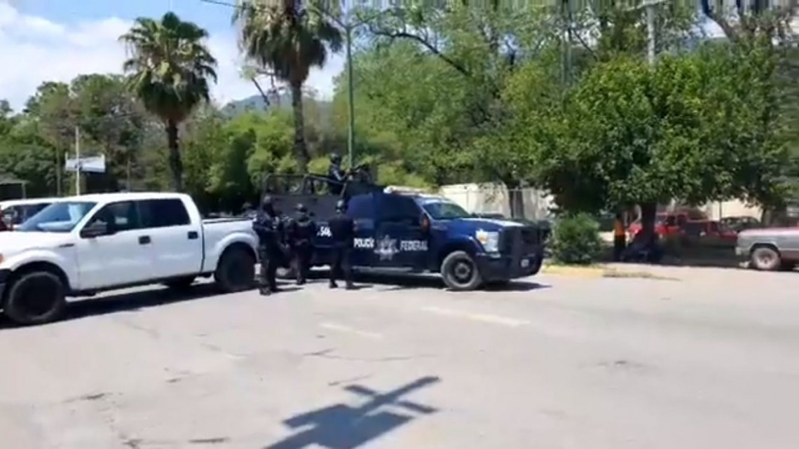 Reportan disparos y posible motín al interior del Cedes Victoria