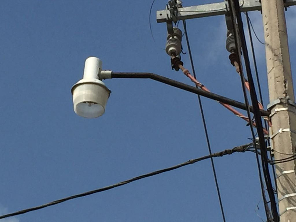 Se realizará reposición de lámparas, para garantizar la seguridad 