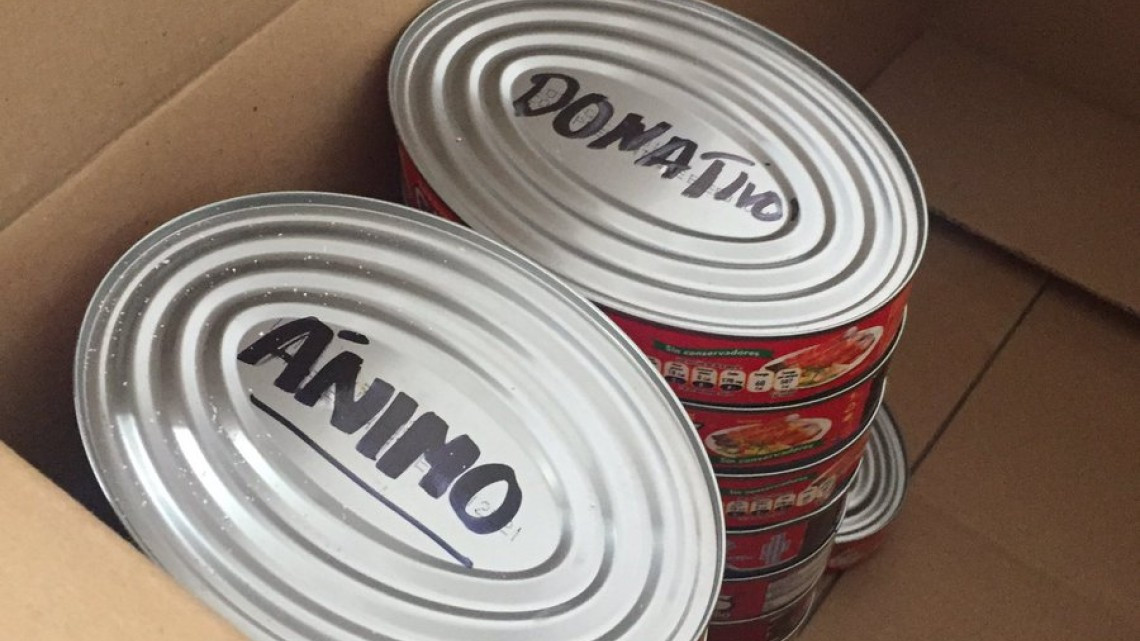 Envían víveres con lindos mensajes de aliento