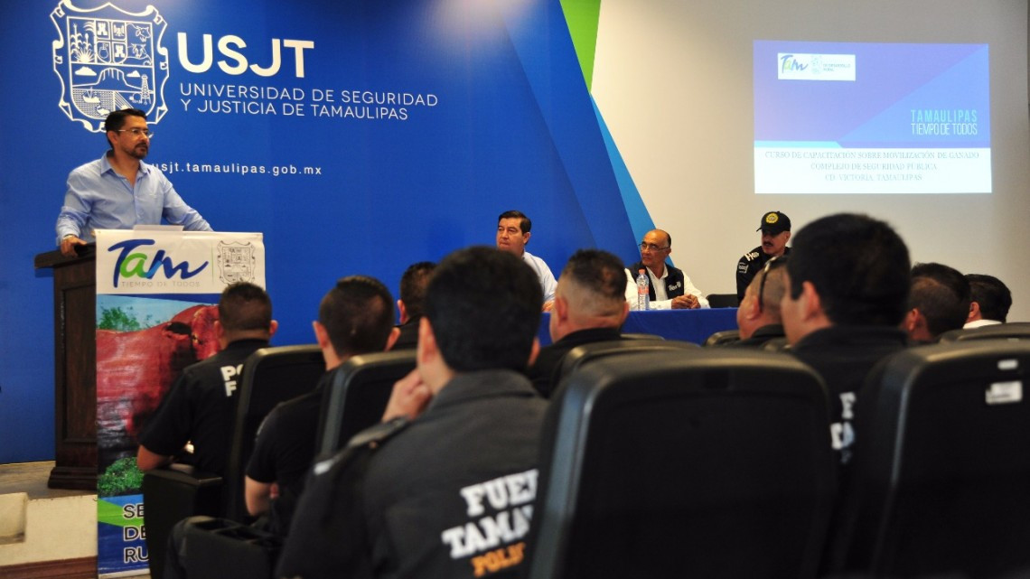Reciben curso de "Identificación y Detención de Ganado Robado"
