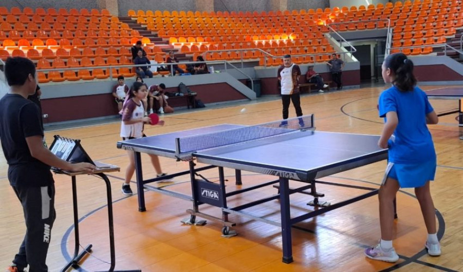 Confirma INDE selección de tenis de mesa para etapa macroregional de los Juegos CONADE 2025