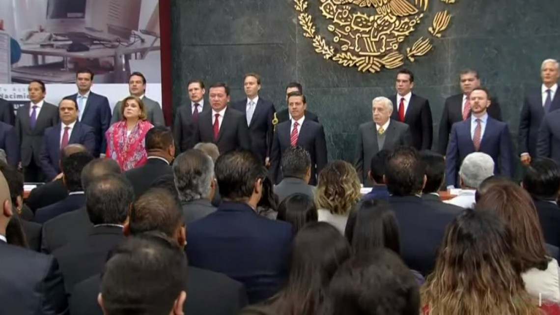 Renuncia Osorio Chong a la Segob