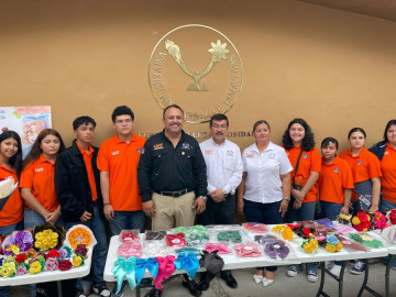 Sostiene rector encuentro con universitarios de Valle Hermoso