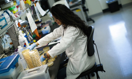 Asciende a 11 fallecidos por Covid-19 en EU