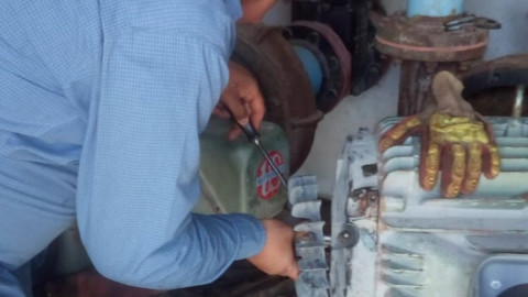 Dan mantenimiento a equipos de bombeo  en San Valentín y Paseo de las Flores