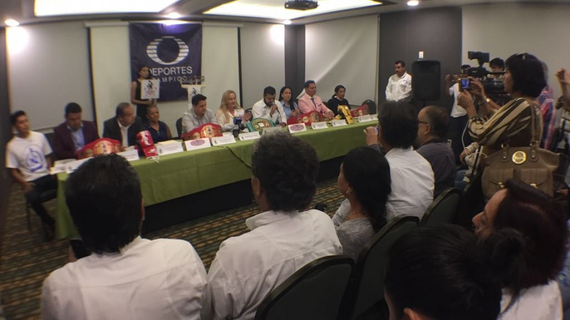 Encuentro de box busca fomentar el deporte a los ciudadanos 