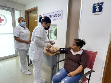 Ofrecen toma de signos vitales gratis en Cruz Roja