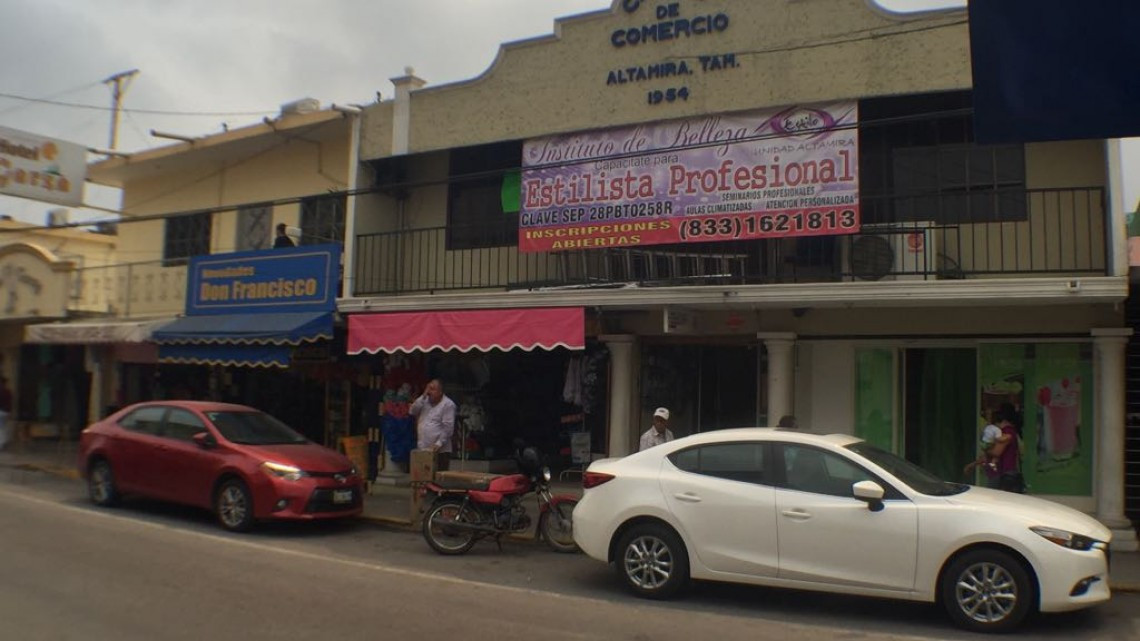 Comerciantes son equipados con herramientas que buscan fortalecer el desarrollo de sus establecimientos.