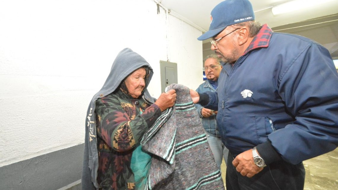 PC y Bomberos ayudan a población vulnerable