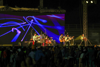 Disfrutaron miles de personas al grupo “La Casetera” en la Expo Reynosa 2025