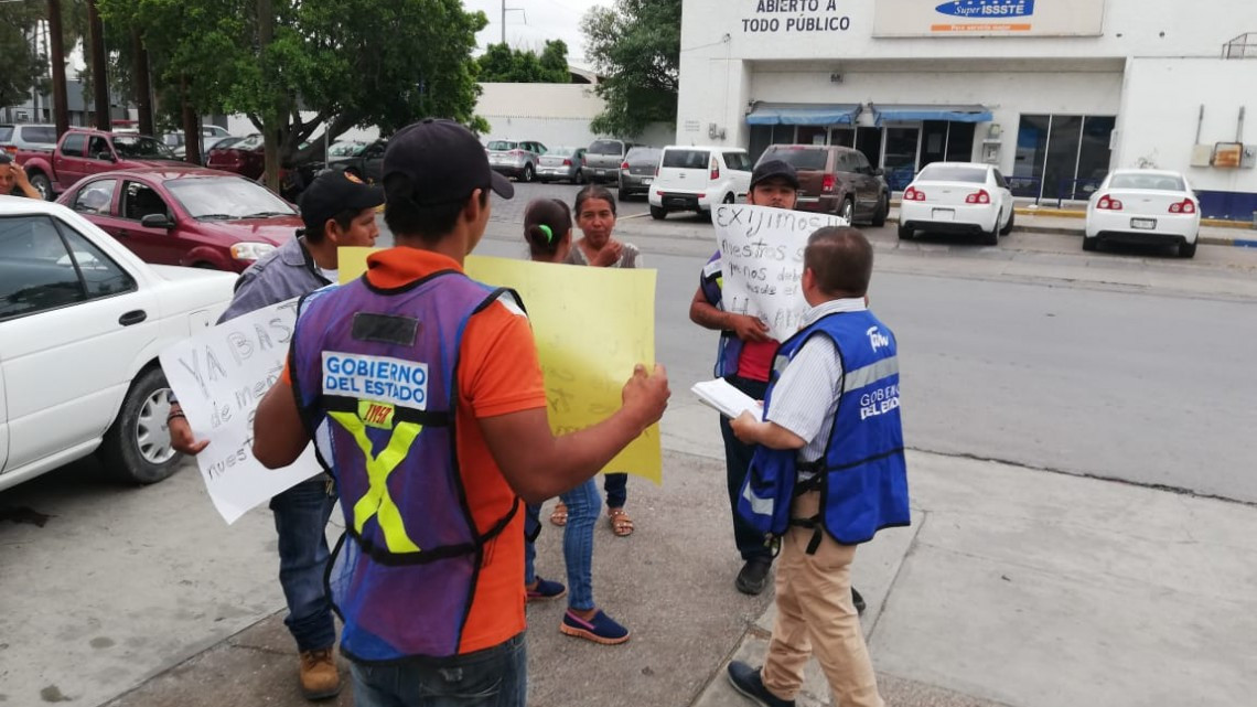 Tardan en pagar a jornaleros