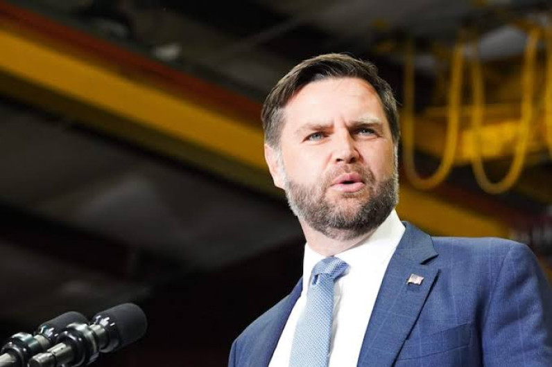 EU no descarta nuevas sanciones contra Rusia, afirma el vicepresidente J.D. Vance