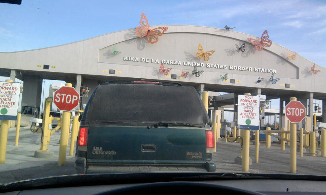 A partir del viernes Puente Pharr cierra cruce de vehículos ligeros