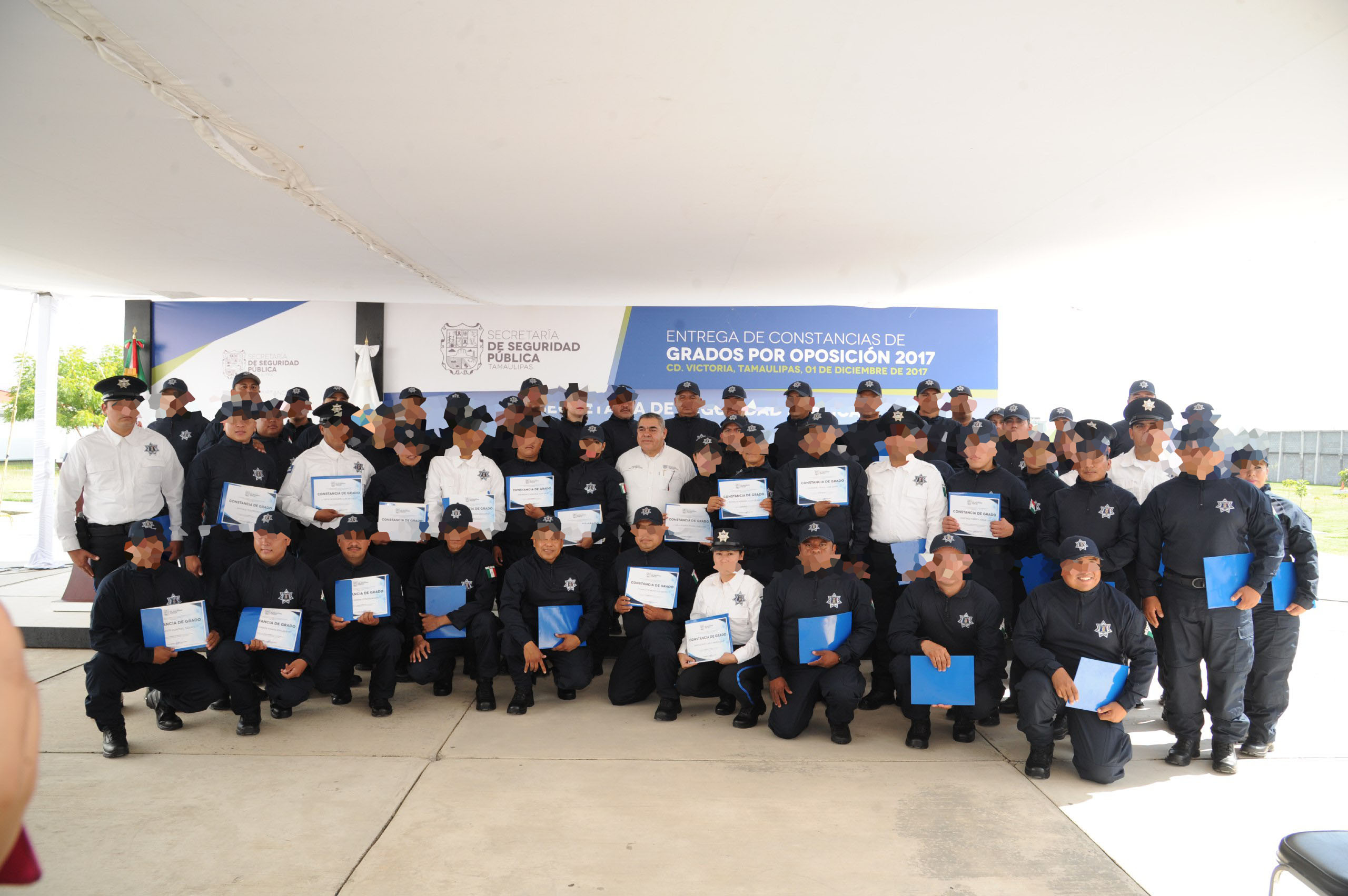 Da Seguridad Pública ascensos a Policías Estatales