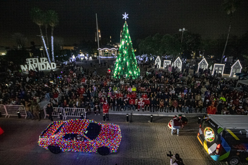 Matamoros brilla con el arranque de las festividades navideñas