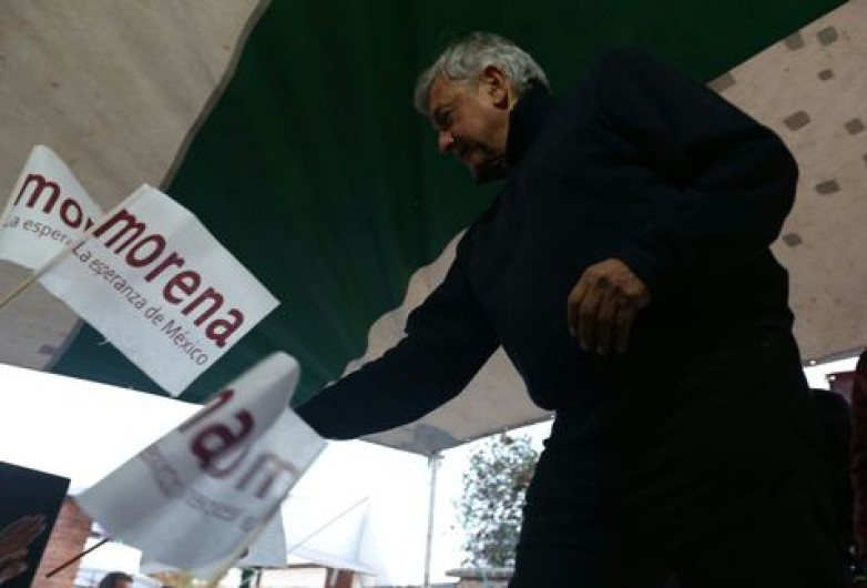 Presenta decálogo contra inseguridad y violencia AMLO