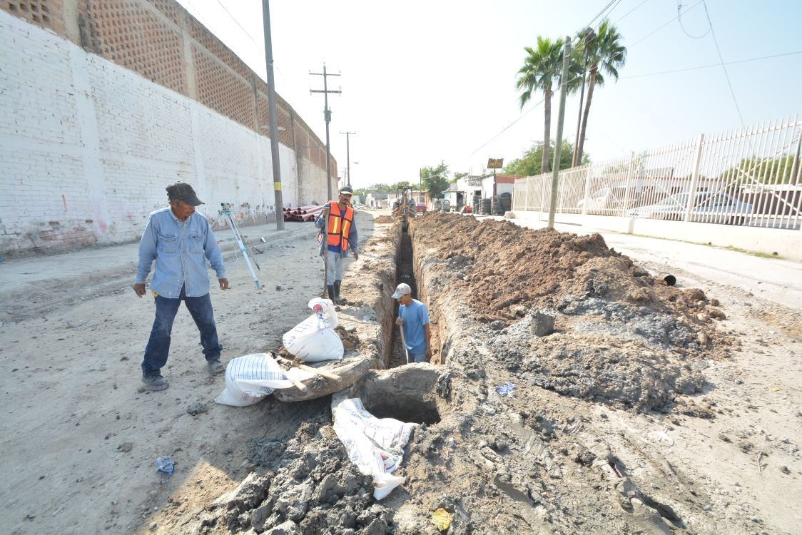 Calle Ortiz Rubio es pavimentada