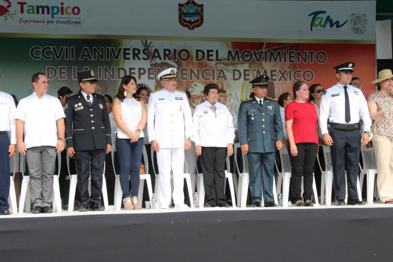 Un éxito el desfile por la Independencia de México en Tampico