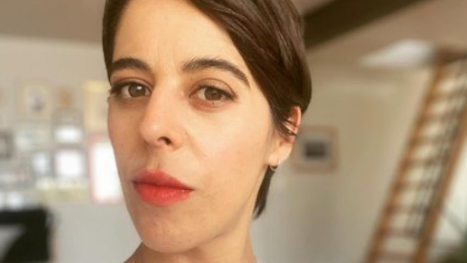 Actriz de Backdoor denuncia robo de sus ahorros por aplicación BBVA 