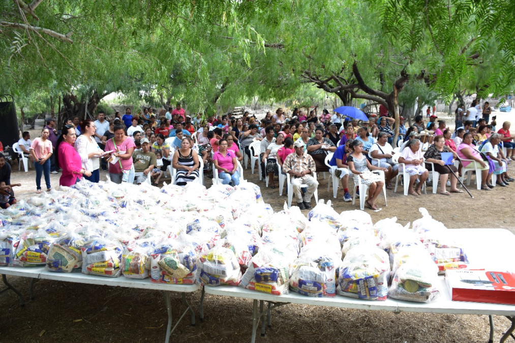 Entrega DIF Reynosa apoyos alimentarios