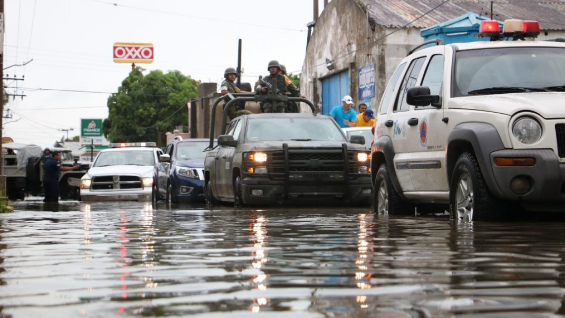 Supervisan colonias afectadas por lluvias