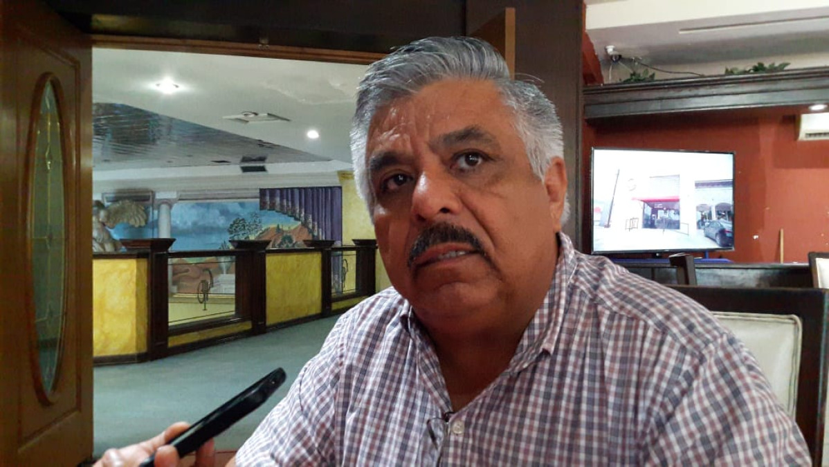 Prevén comerciantes y agricultores negro panorama por aumento de aranceles 