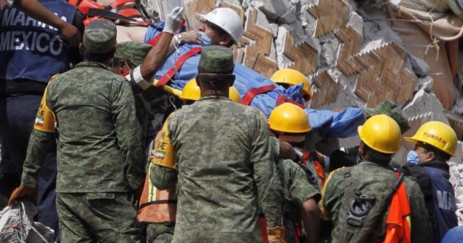 Más de 8 mil militares participan en labores de búsqueda y rescate