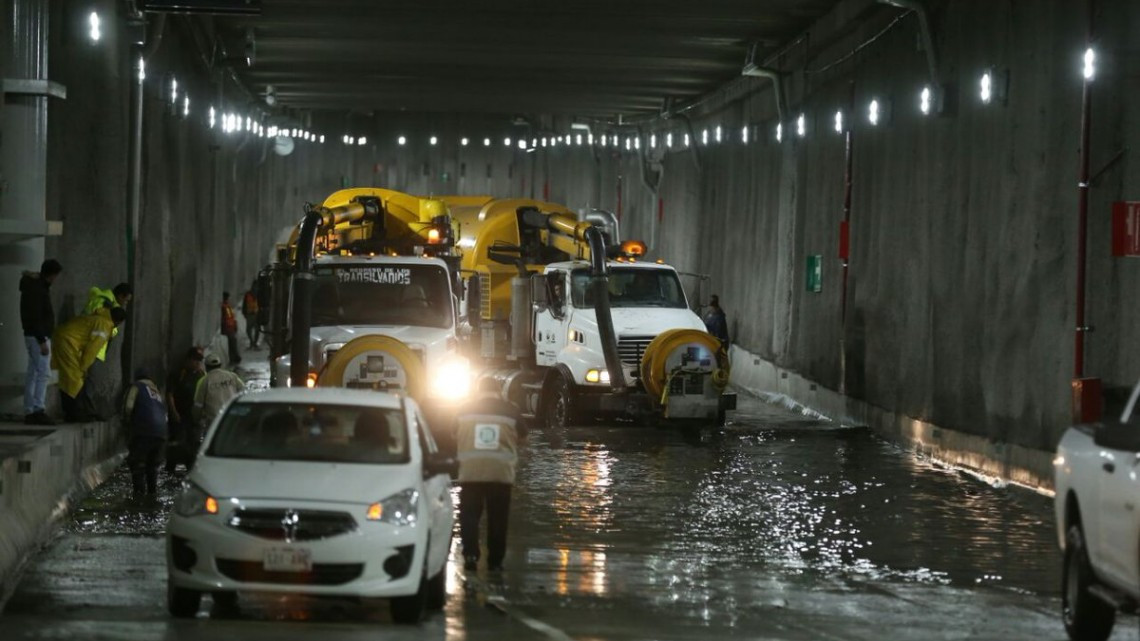 A dos días de ser inaugurado, el túnel de Mixcoac se inundó
