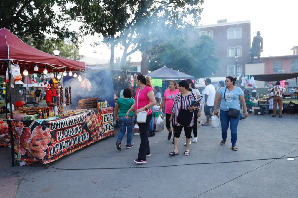Llaman a comerciantes a tramitar permiso de venta para temporada decembrina