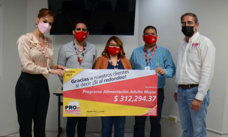 Recibe el Sistema DIF donativo por parte del redondeo de tiendas Oxxo