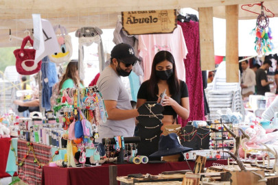 Se divierten familias en bazar haciendo comunidad edición "Christmas Market" 