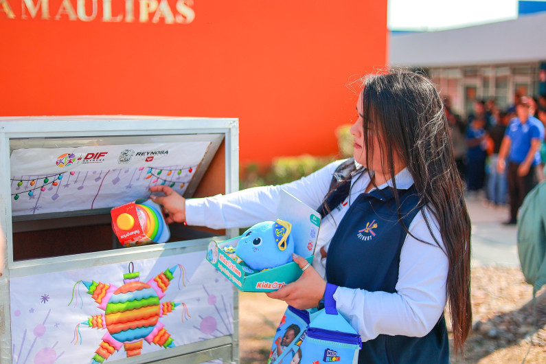Arranca DIF-Reynosa campaña Regalemos Sonrisas para reunir juguetes y dulces en favor de la niñez