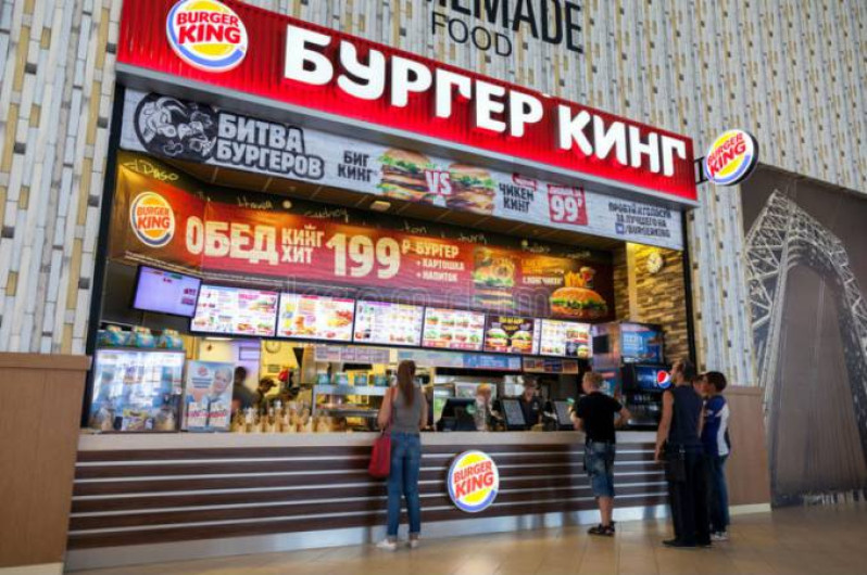 Burger King se disculpa por oferta para que mujeres se embarazaran