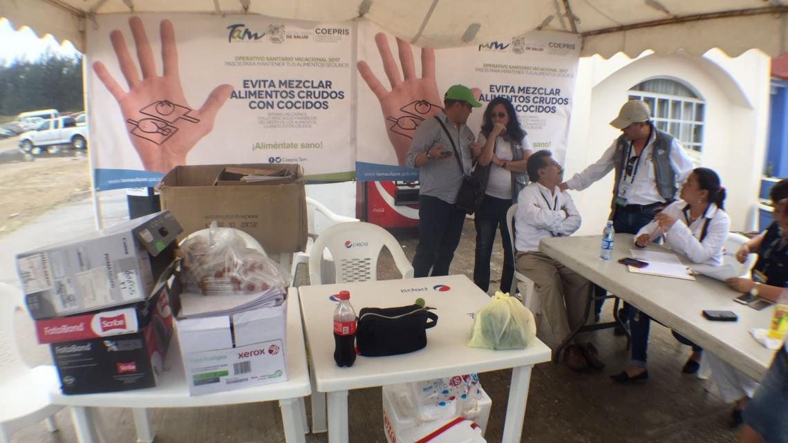 Decomisa Coepris ostiones y camarones en playa Miramar